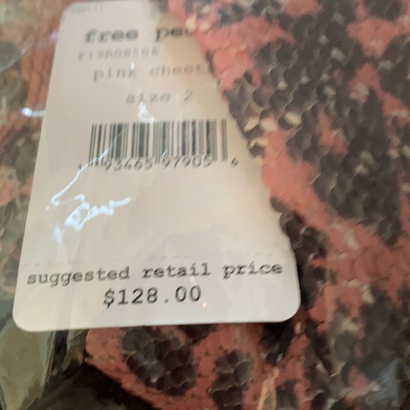 FREE PEOPLE SEQUIN CHEETAH 🐆 PRINT MINI SKIRT SIZE 2 - Picture 8 of 8